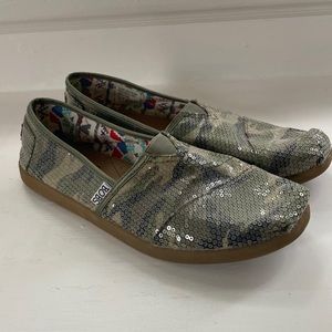 Sparkle Camo Slip-On Shoes - Womens 10 - Bobs